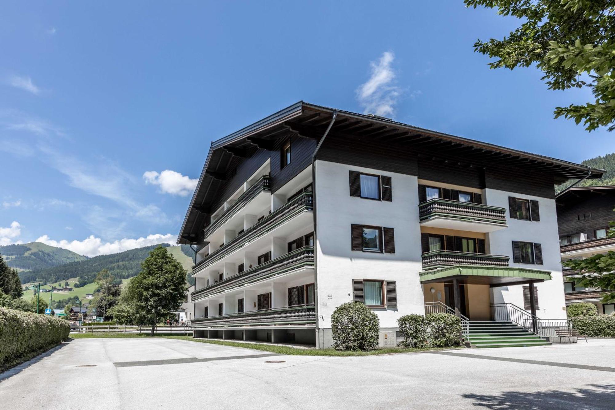 Appartement Cozy Wood Saalbach-Hinterglemm Exterior photo